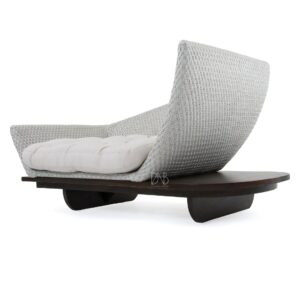 DESMO LOUNGE CHAIR