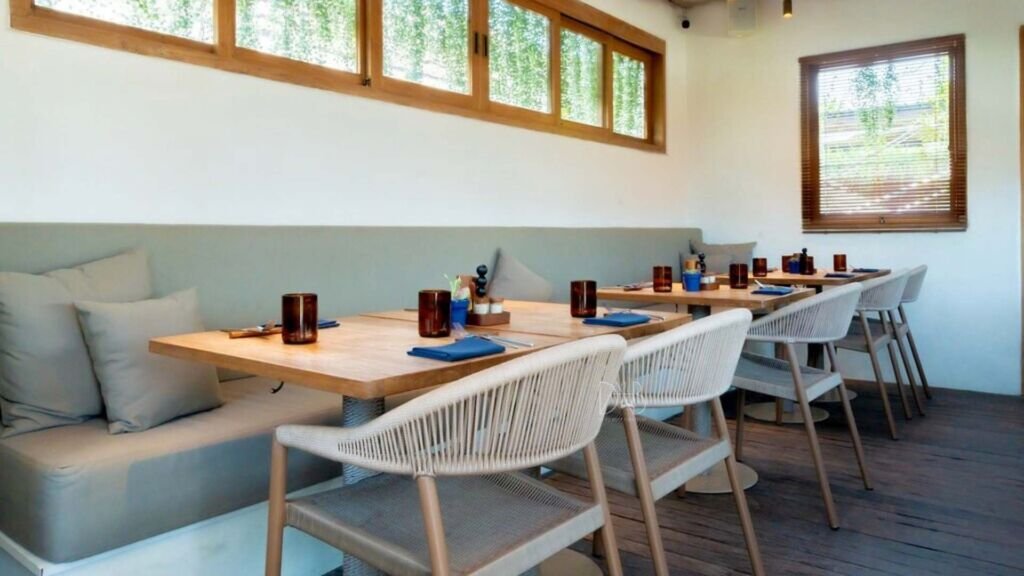 Innovative restaurant furniture design creating a chic and inviting atmosphere.