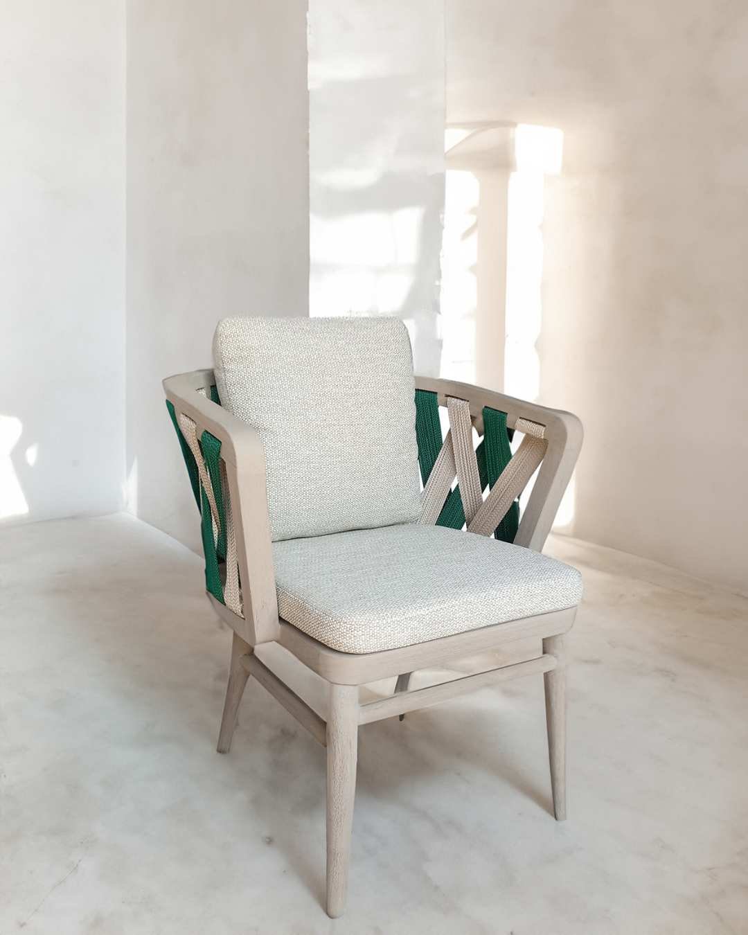 Discover the resilience of our rope furniture designs.