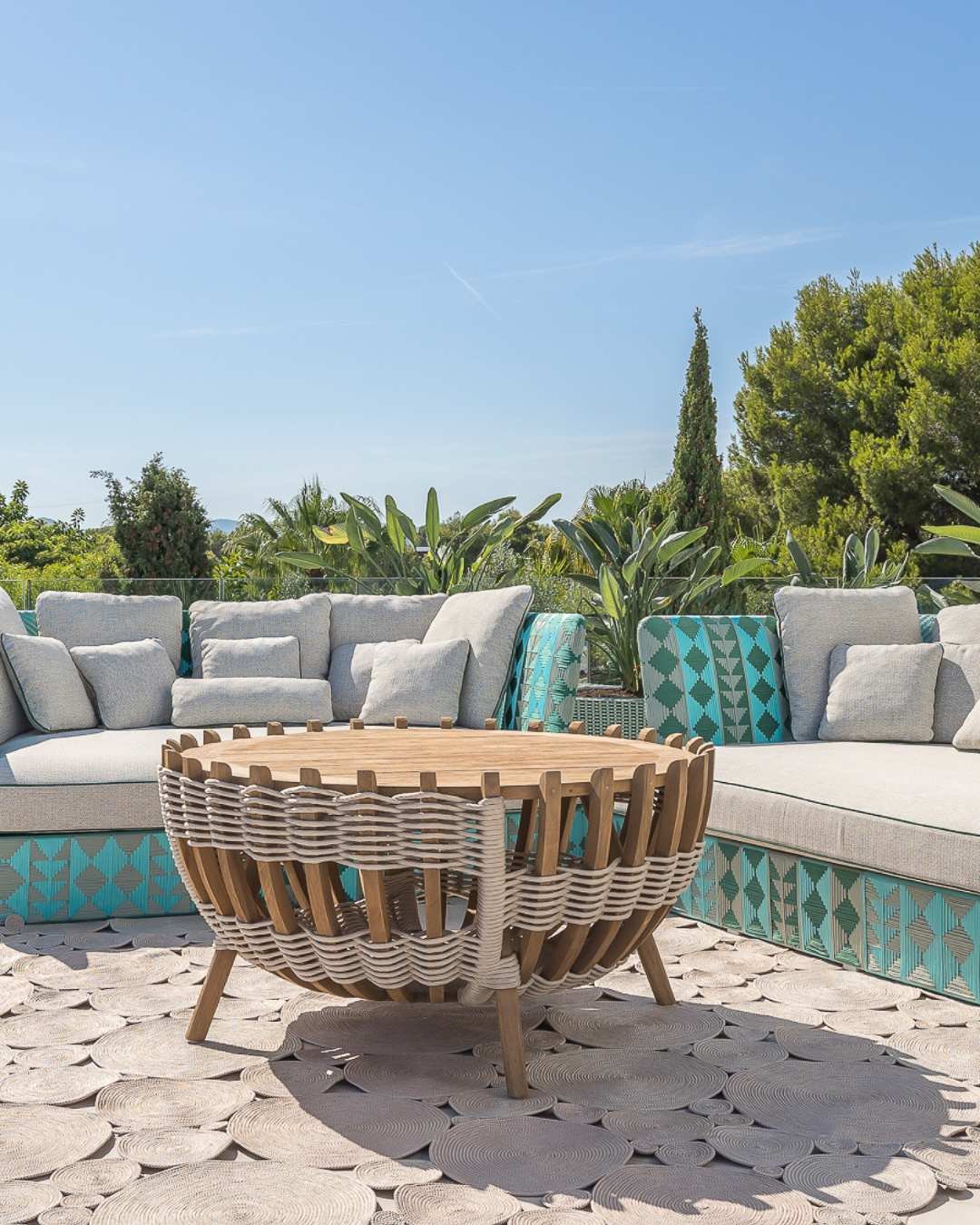 Curated collection of hotel furnishings from top-tier suppliers