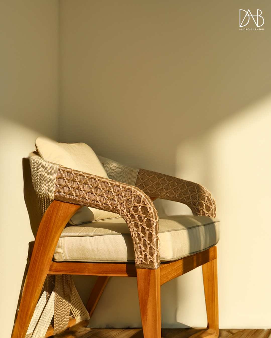 Innovative rope furniture ideas for chic and modern interior design.