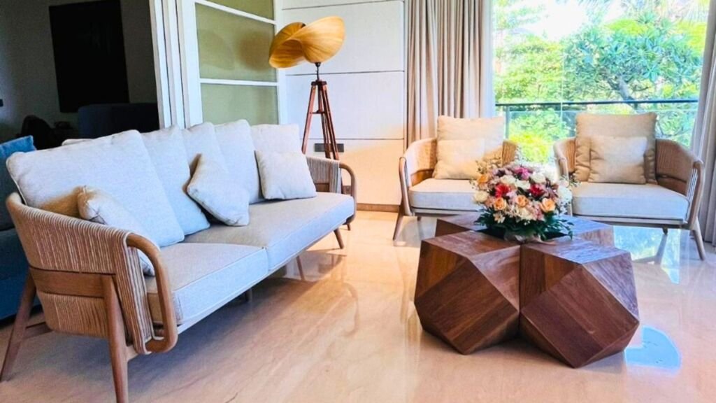 Stylish villa sofas for a sophisticated and inviting home ambiance.